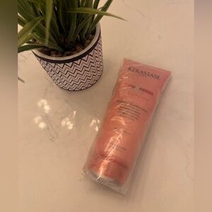 New - Kerastase Discipline Fondant in Soft Pink